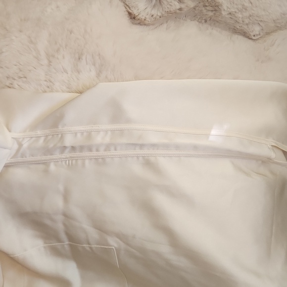 NWT Ann Taylor Loft Cream S/S Silky Blouse-Size XL - Picture 5 of 6